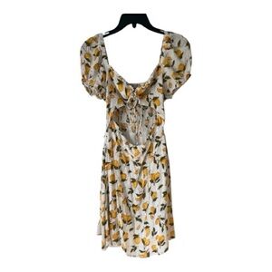 Women’s ARIZONA Jean Co Dress Size M. Yellow Lemons flowery Pattern. Used.
